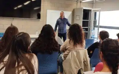 Comunica Barcelona en la Facultad de Ciencias de la Salud Blanquerna